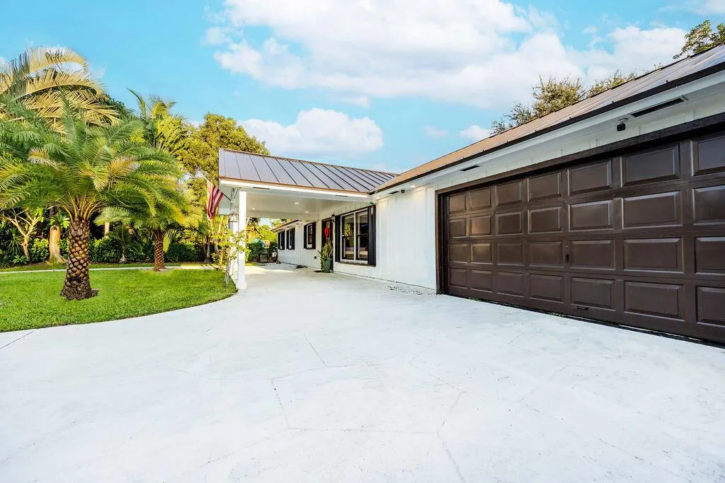 2024 Palmetto Road