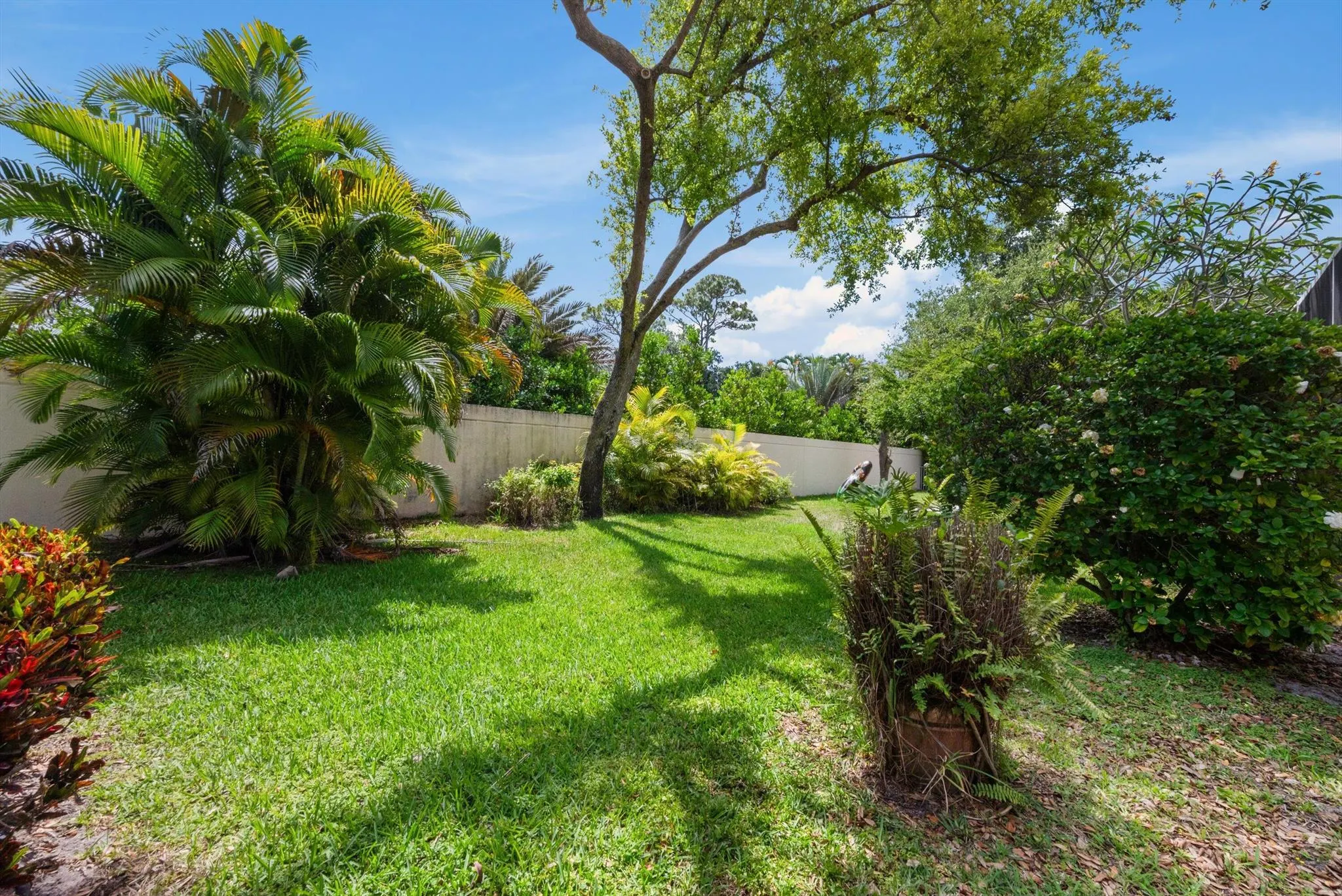 4643 Hammock Circle