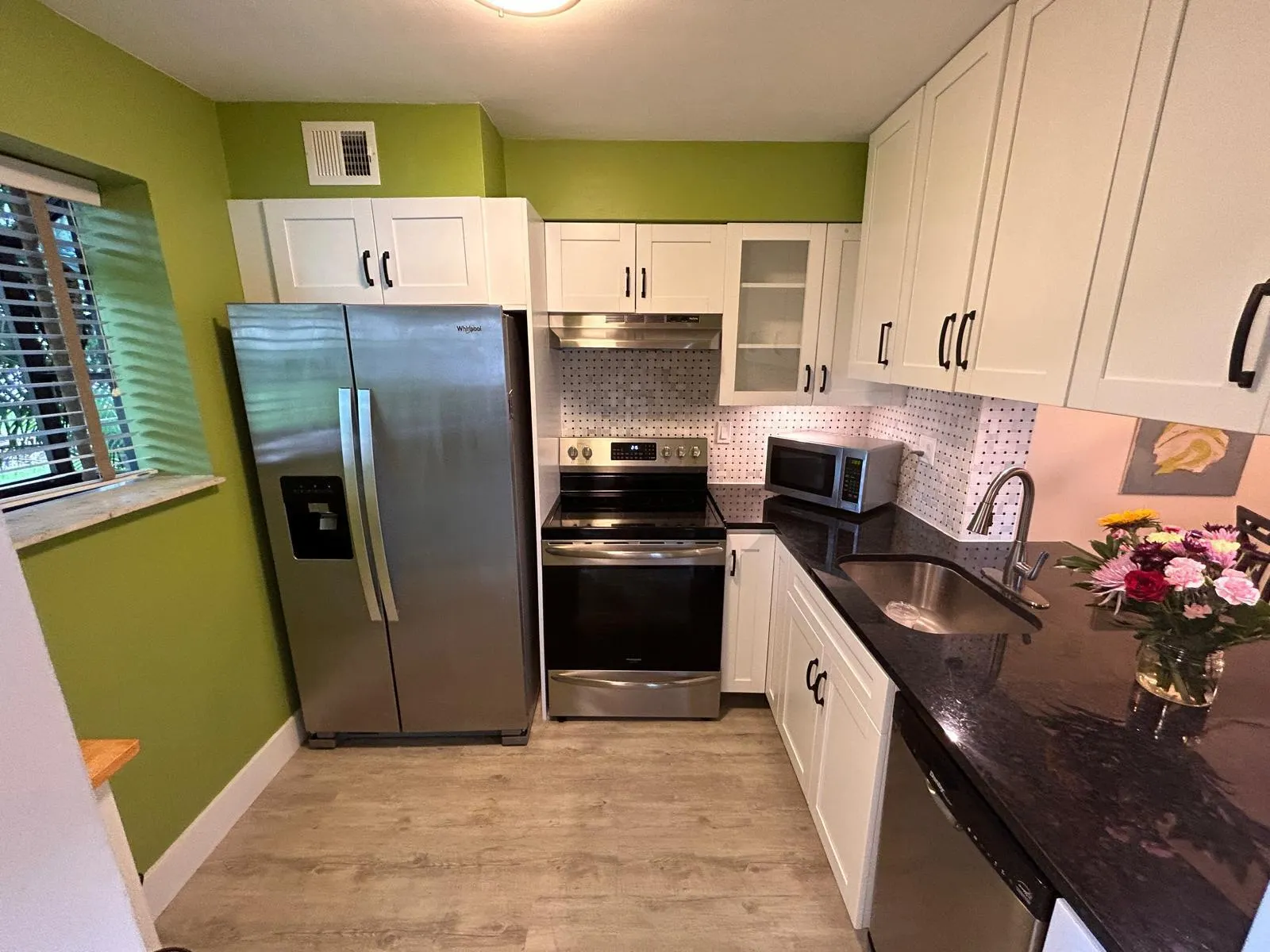 2733 S Oakland Forest Drive, #104