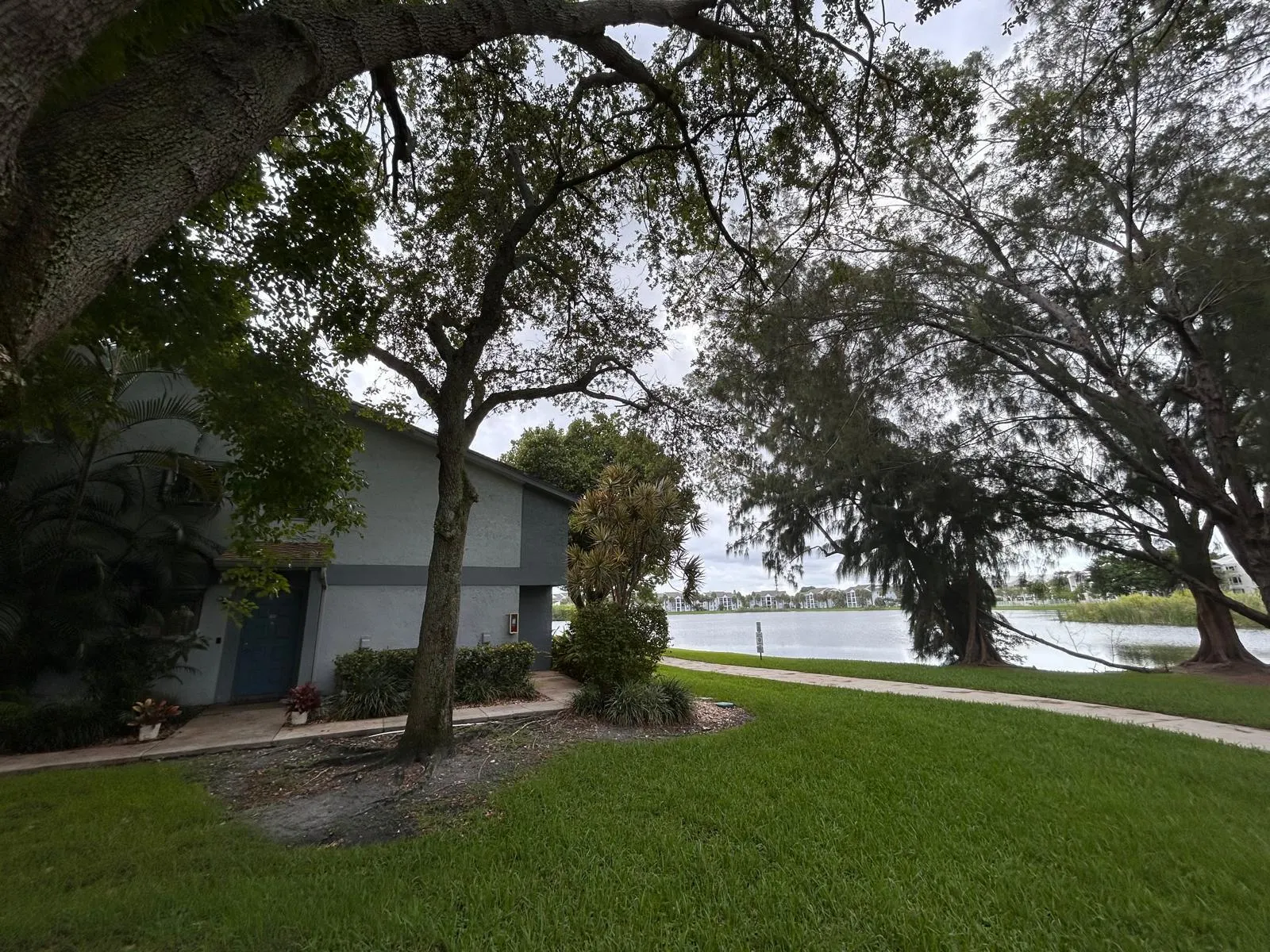 2733 S Oakland Forest Drive, #104