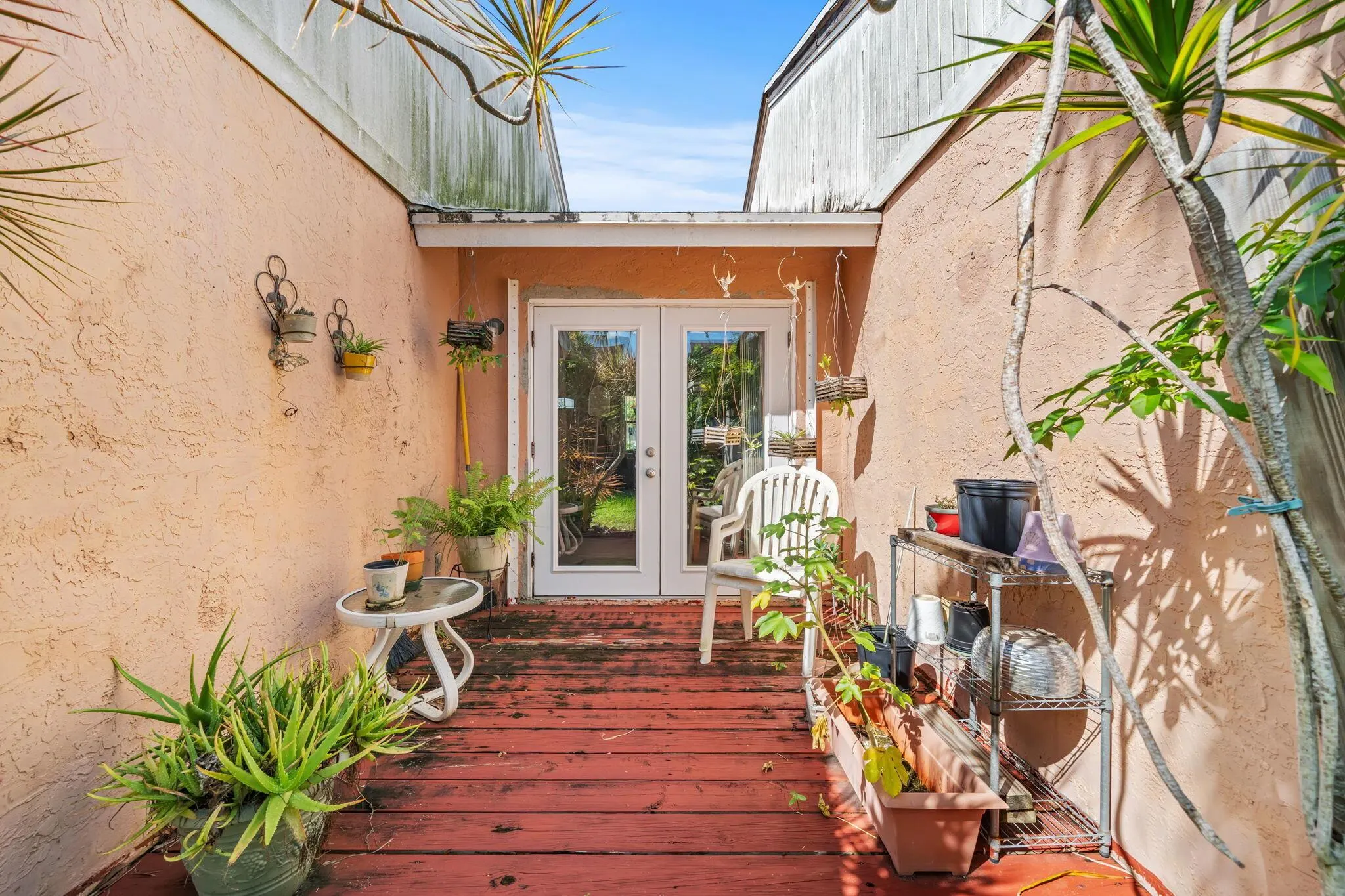 5706 Barnstead Circle