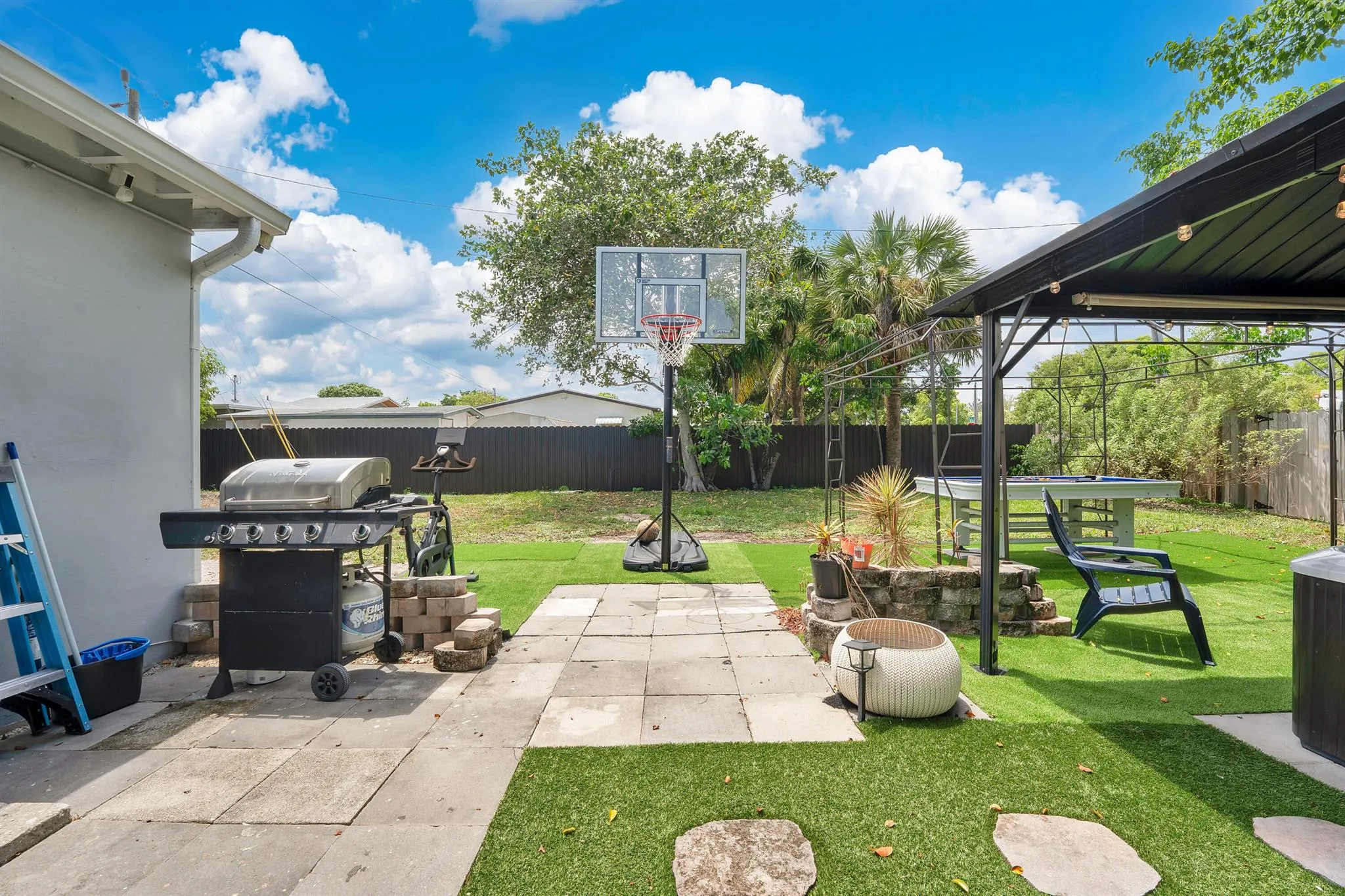 1841 NW 26th Avenue