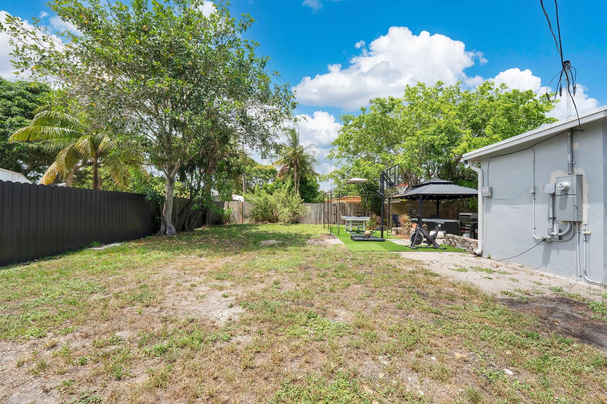 1841 NW 26th Avenue
