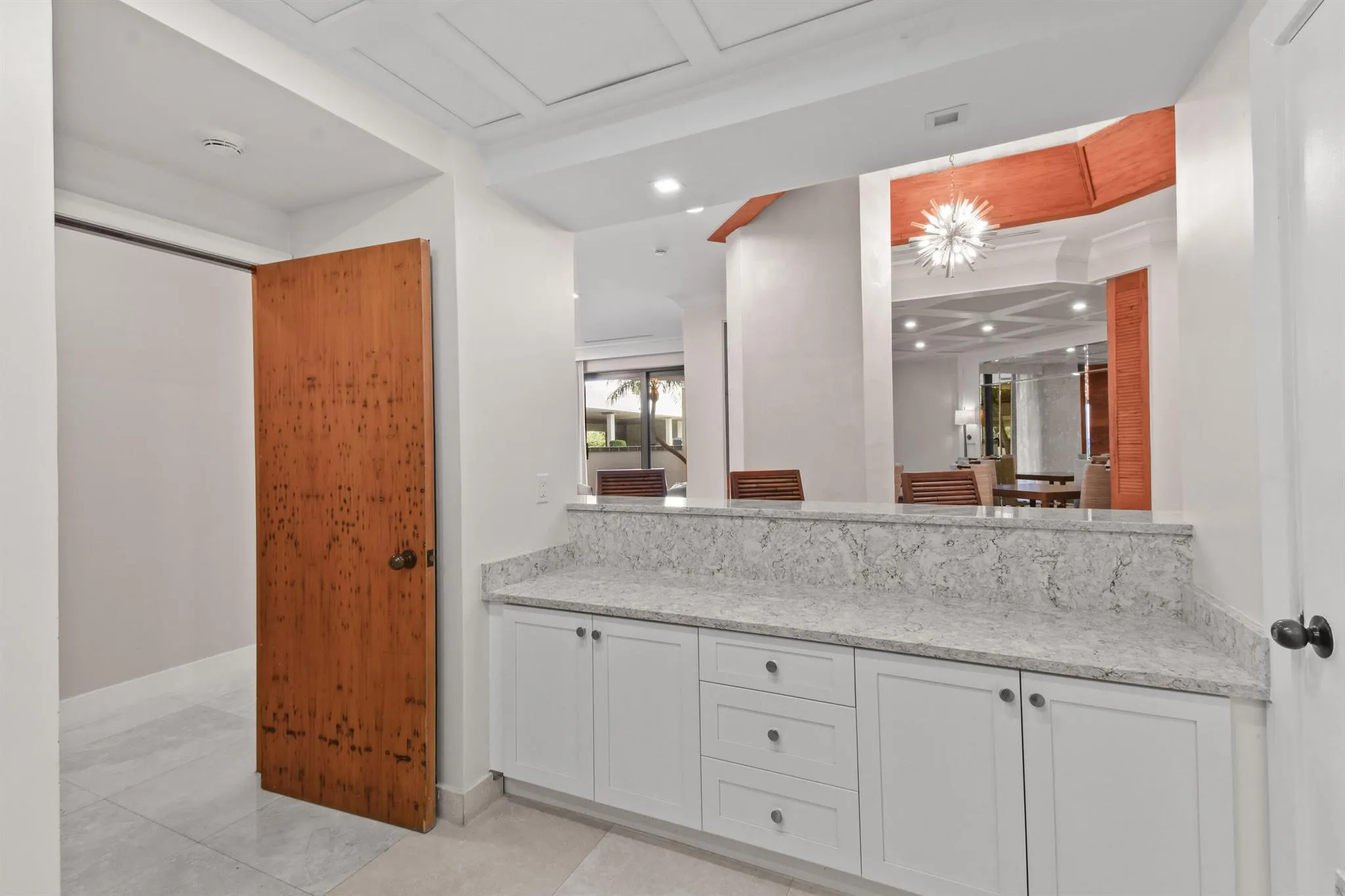 3322 Casseekey Island Road, #302