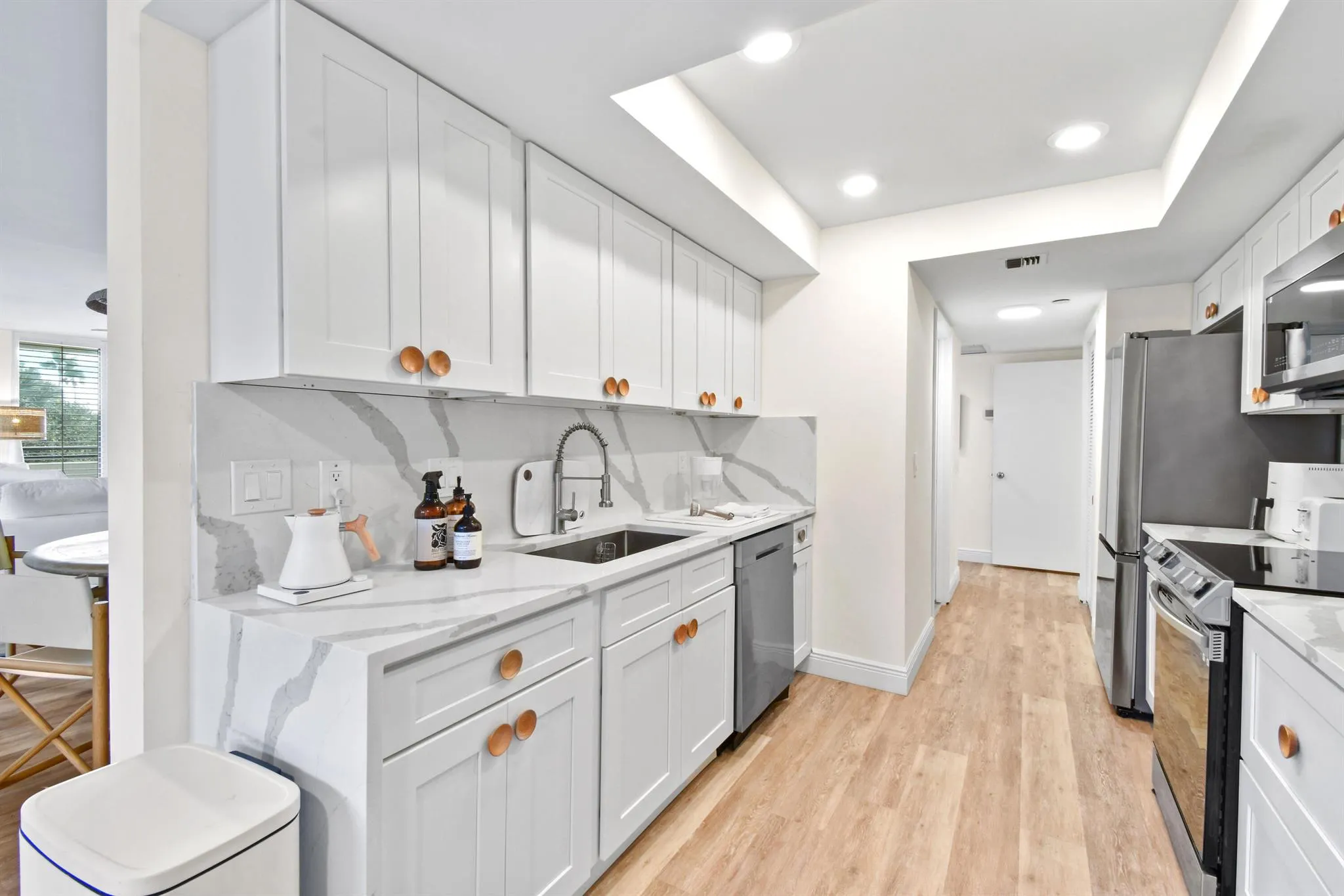 3322 Casseekey Island Road, #302