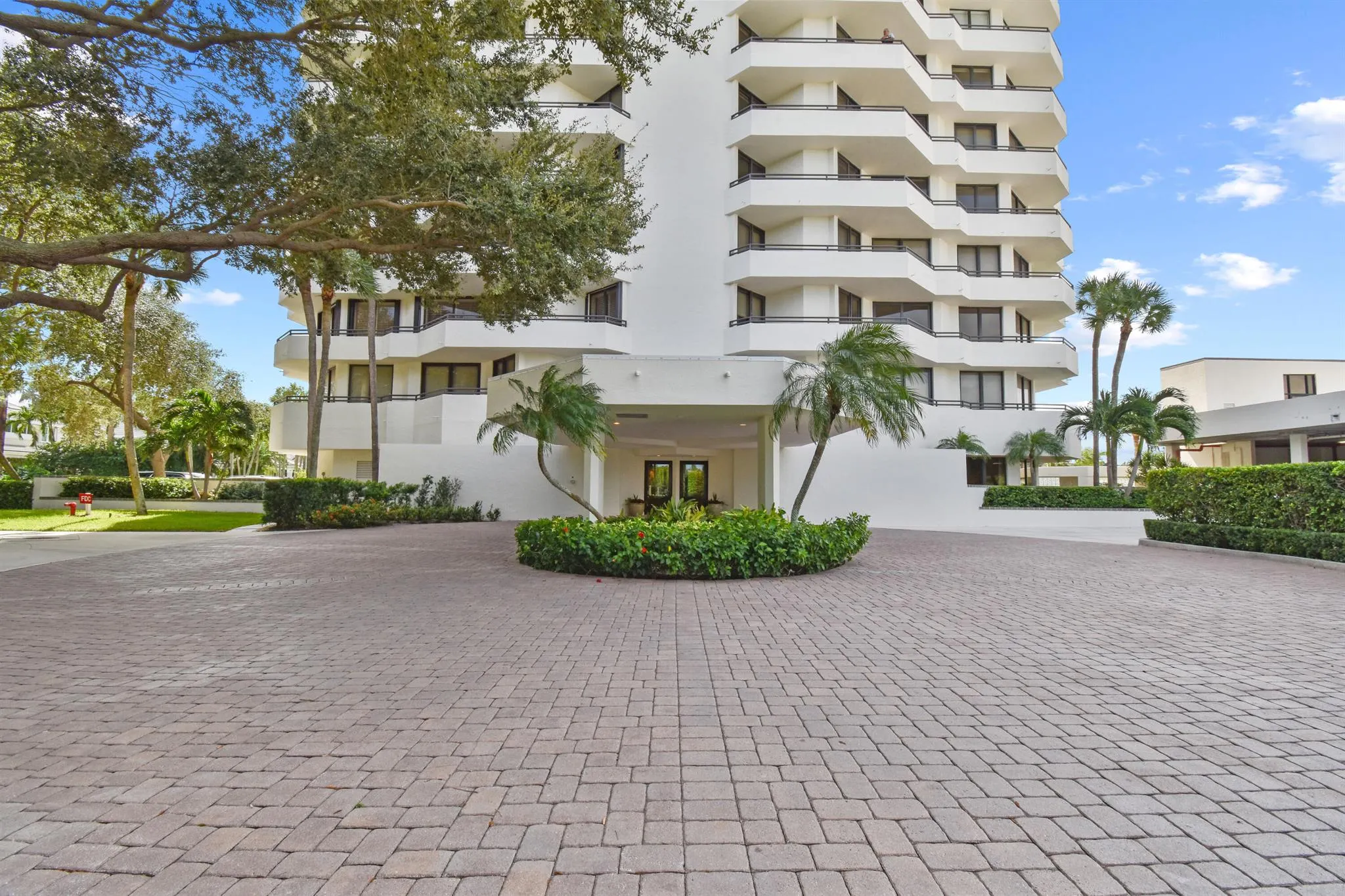 3322 Casseekey Island Road, #302
