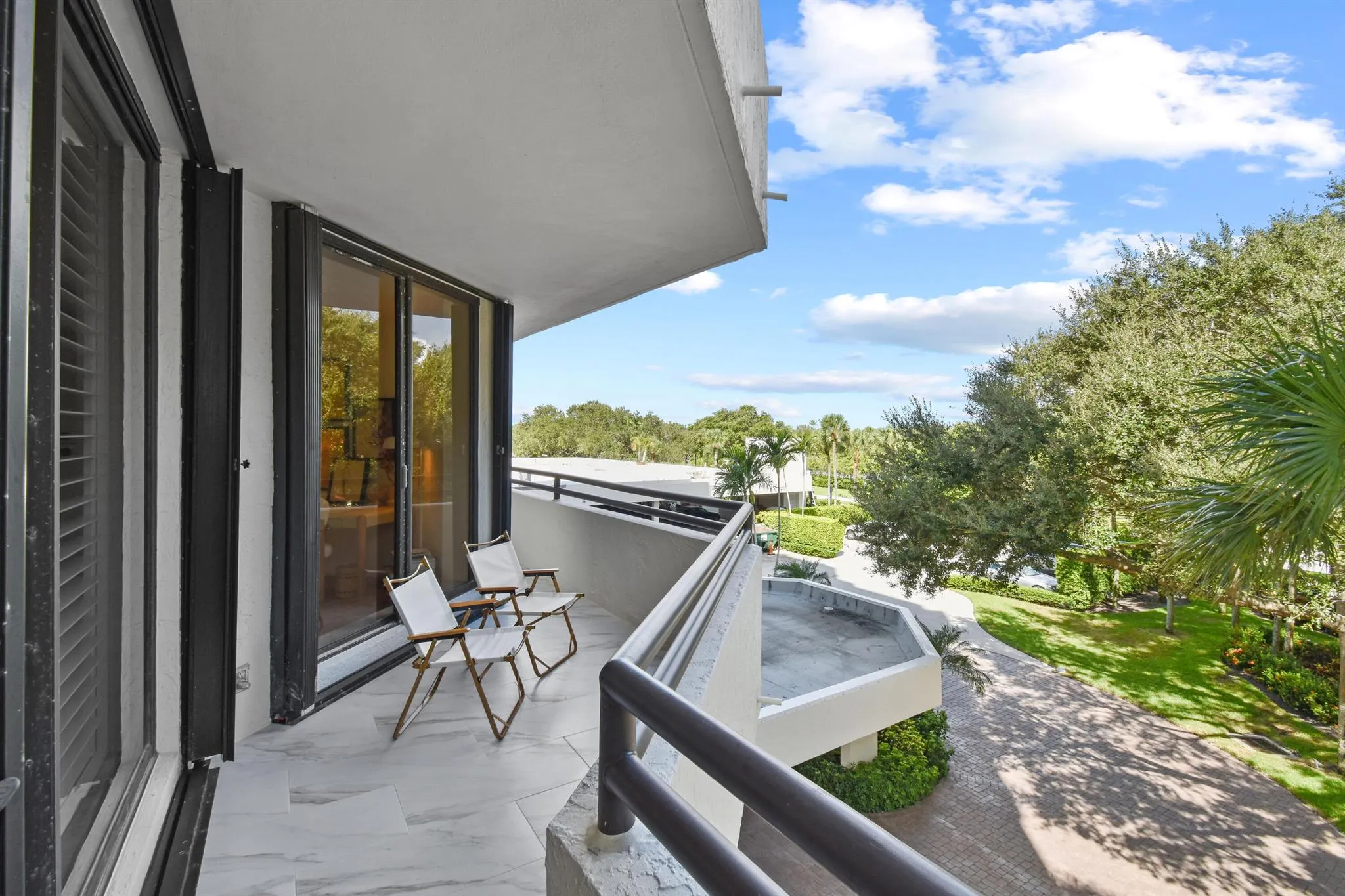 3322 Casseekey Island Road, #302