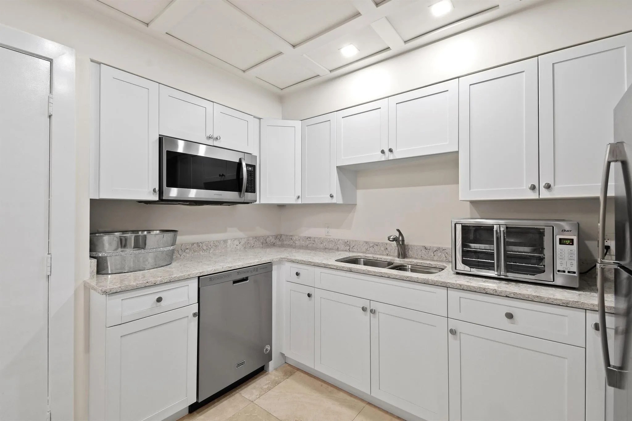 3322 Casseekey Island Road, #302
