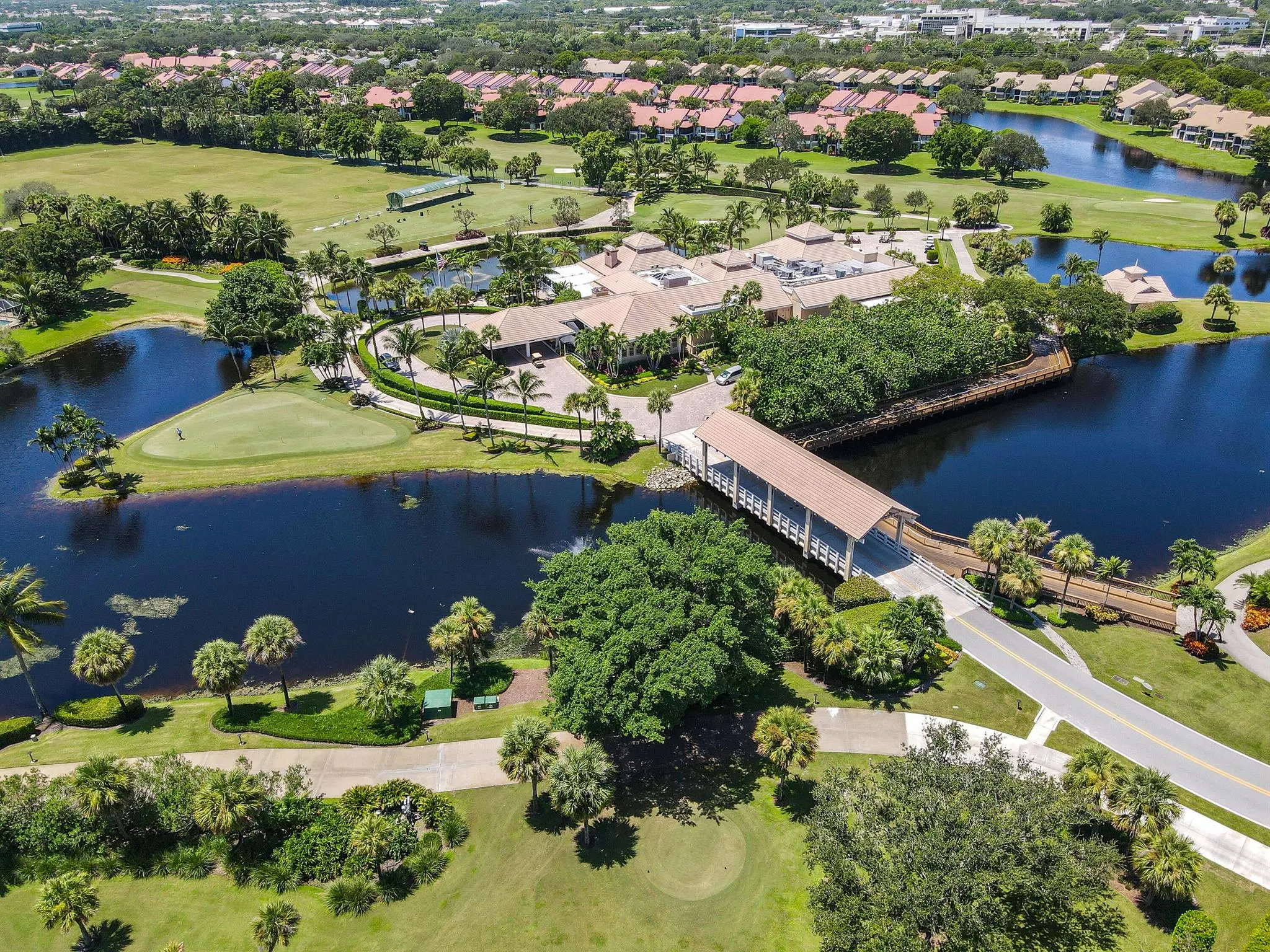 3322 Casseekey Island Road, #302