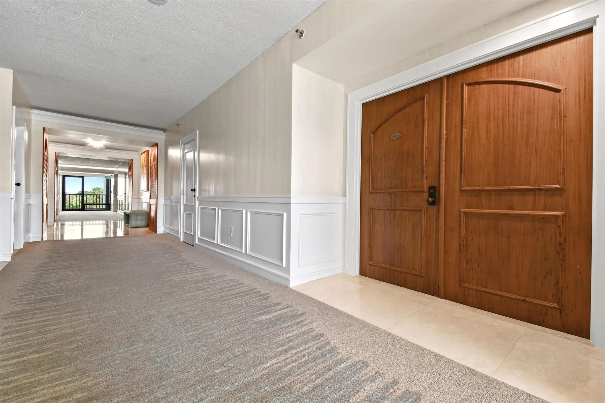 3322 Casseekey Island Road, #302