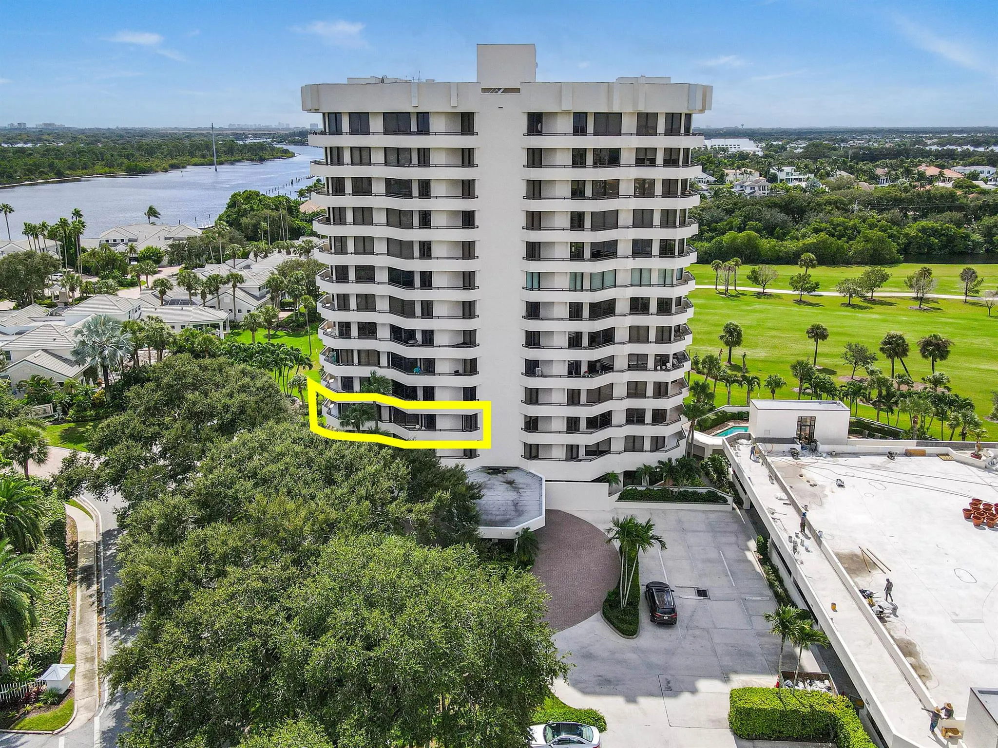 3322 Casseekey Island Road, #302
