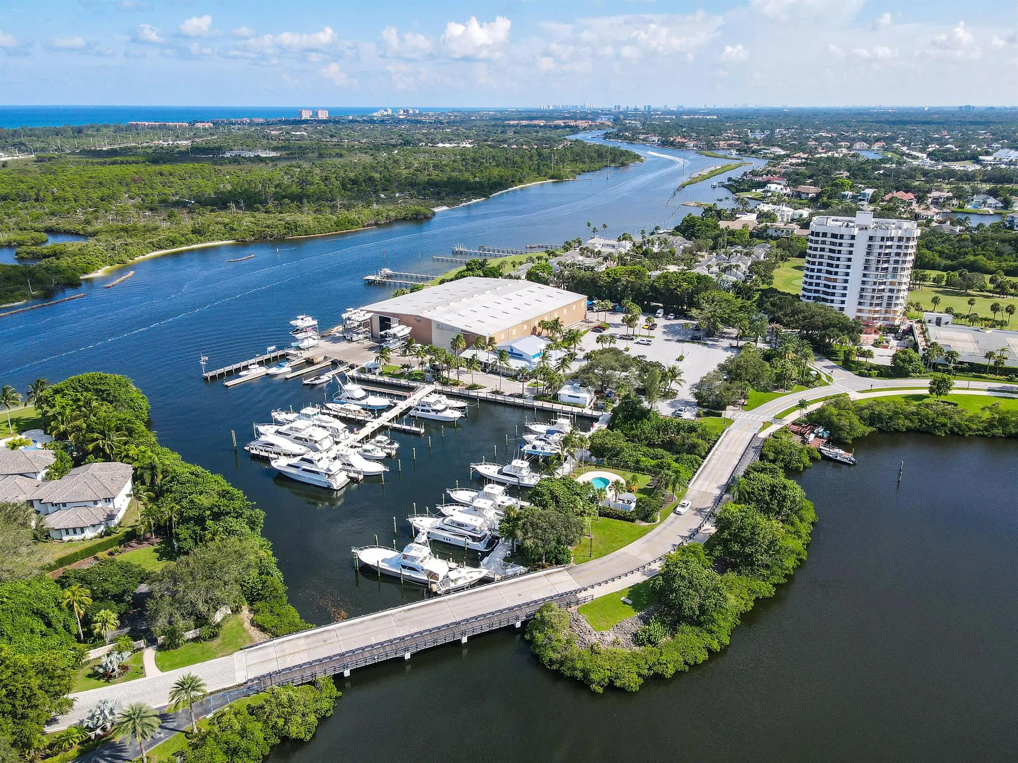 3322 Casseekey Island Road, #302