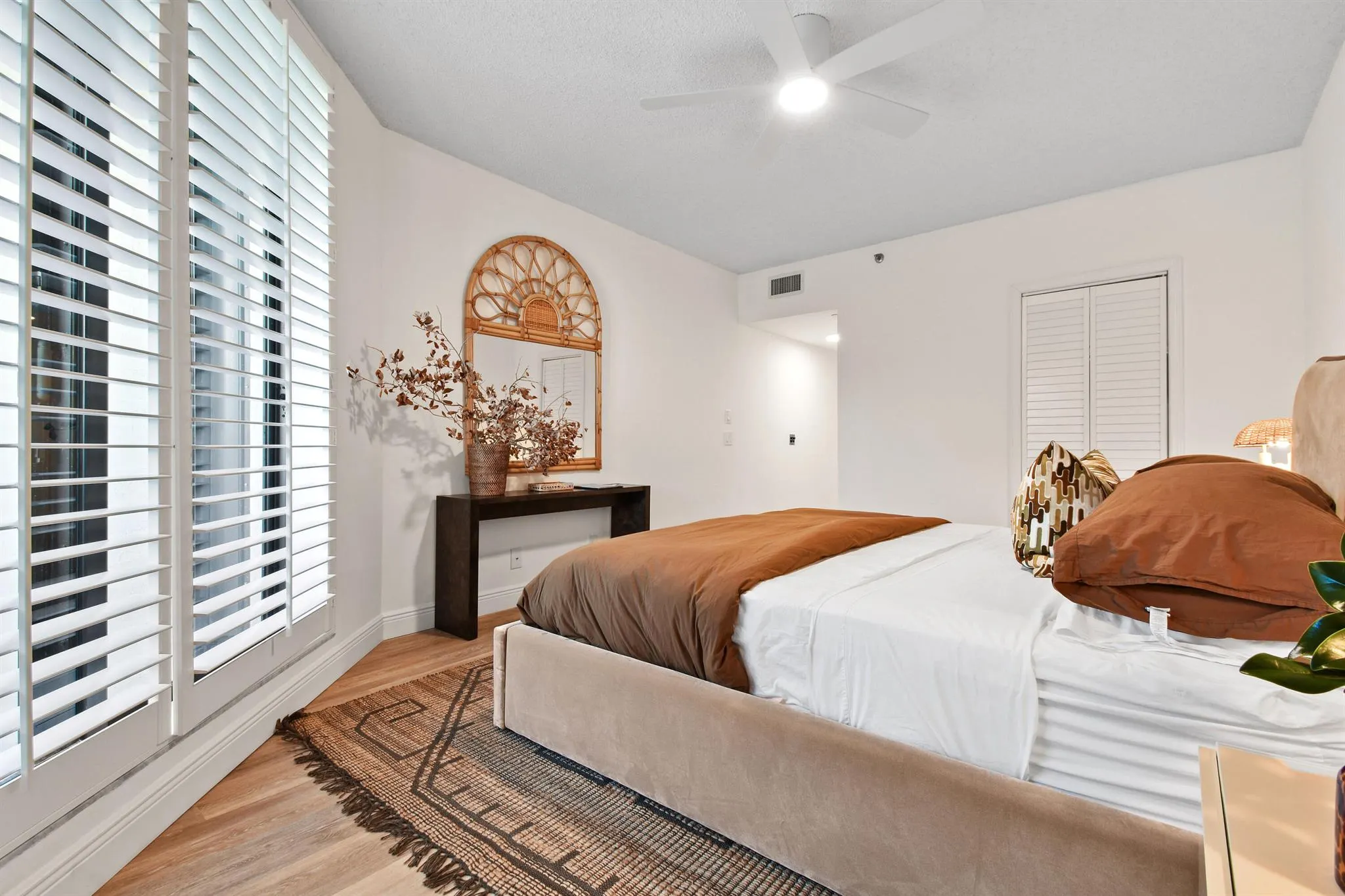 3322 Casseekey Island Road, #302