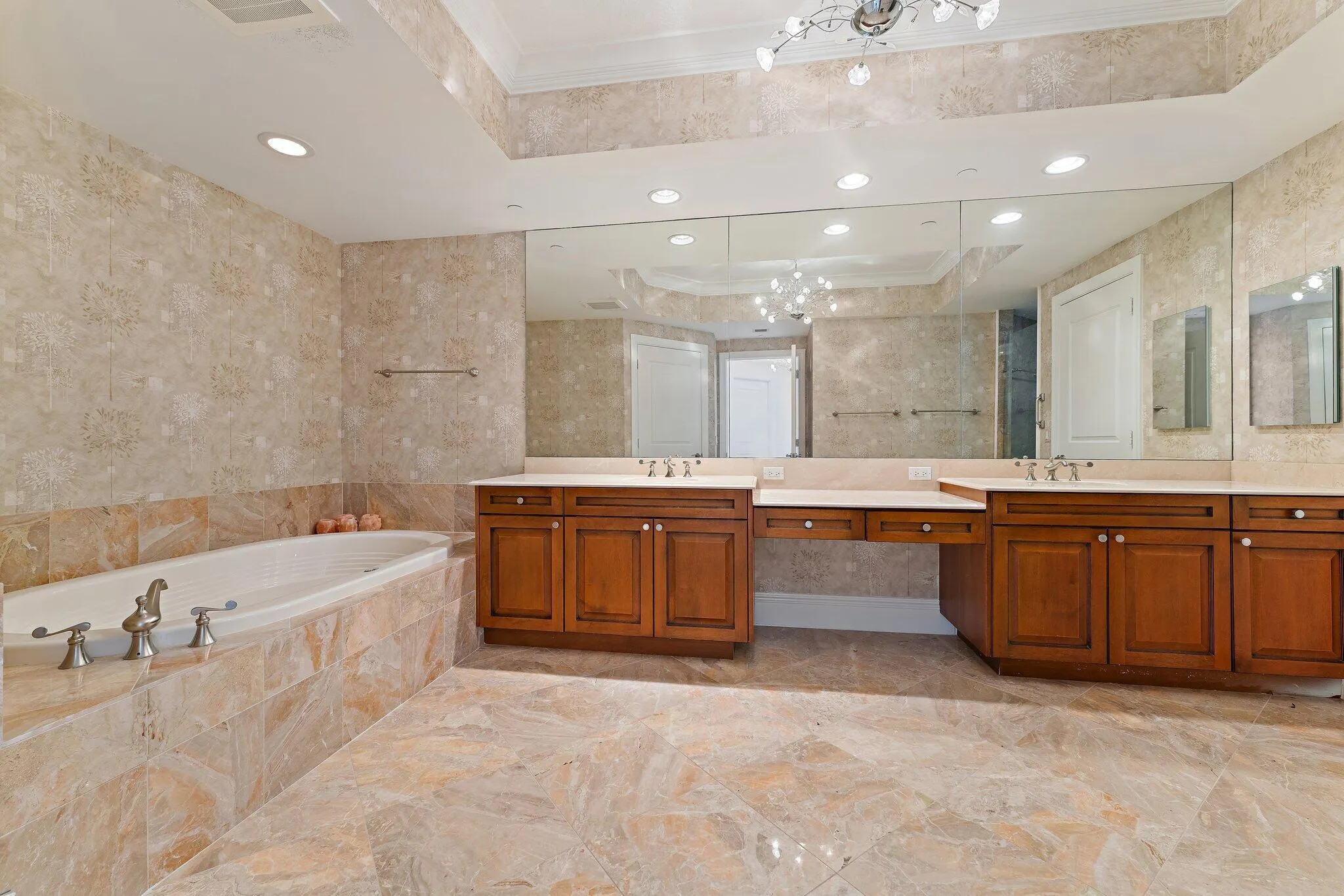 5050 N Ocean Drive, #801