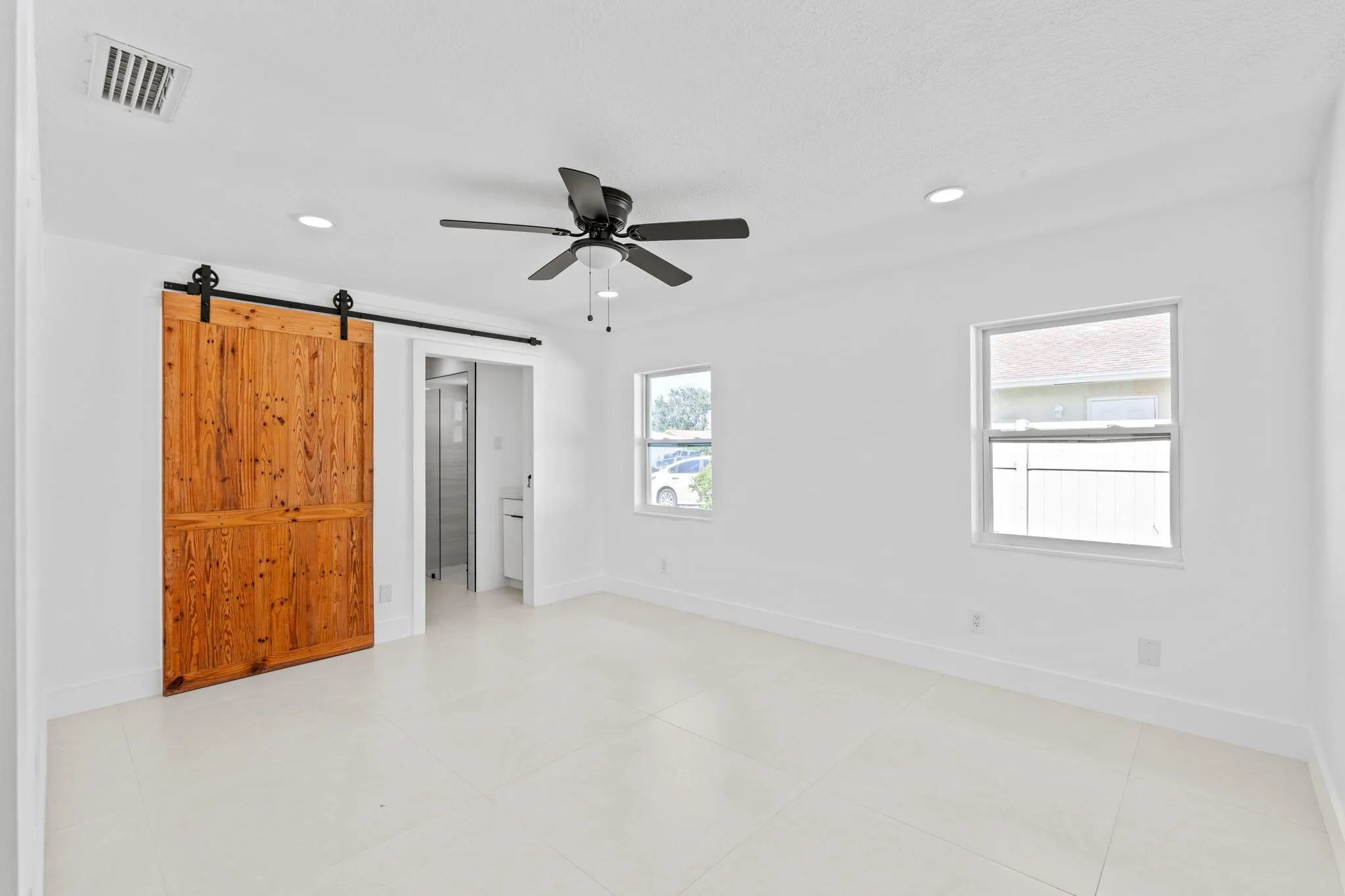 137 Alcazar Street
