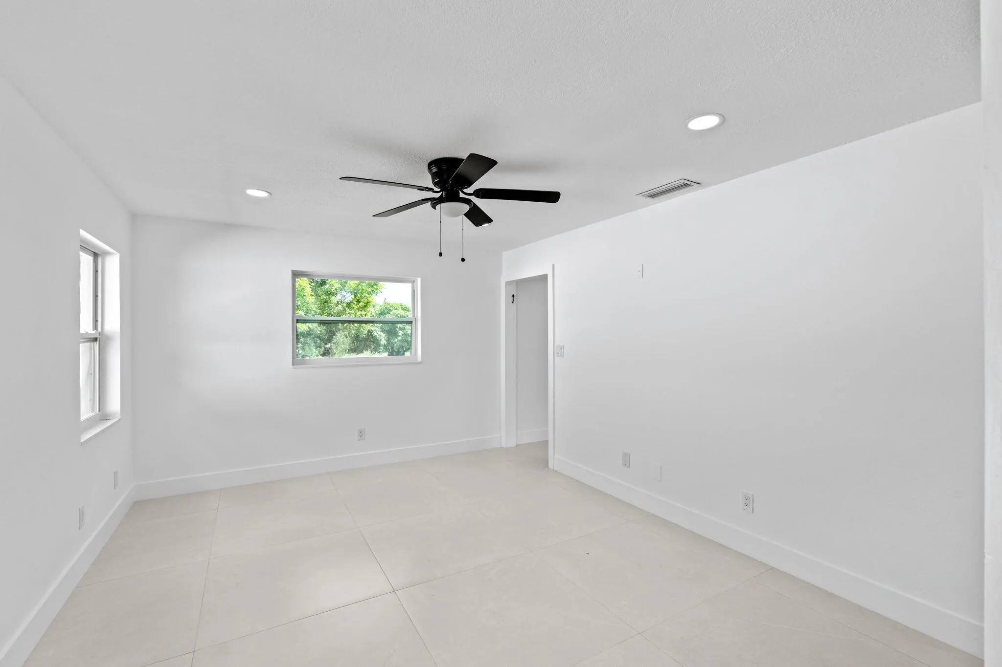 137 Alcazar Street
