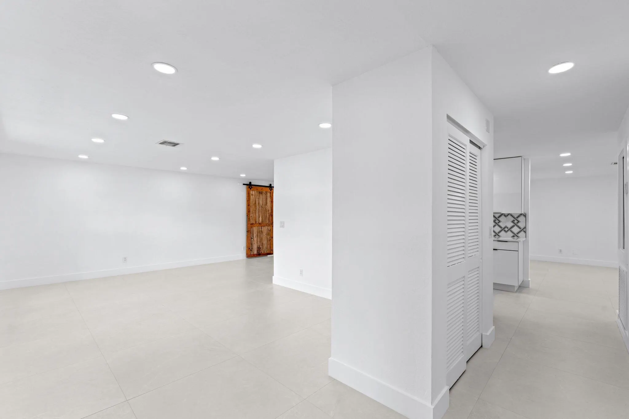 137 Alcazar Street