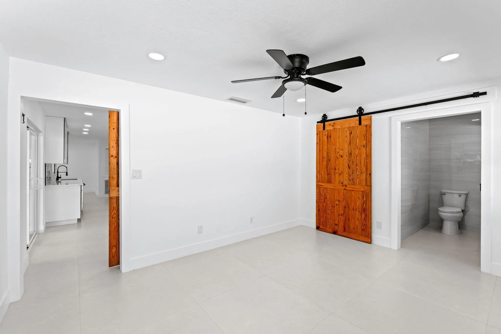 137 Alcazar Street