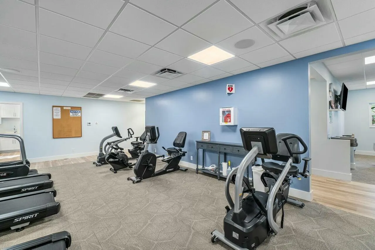 2525 Florida Boulevard, #127