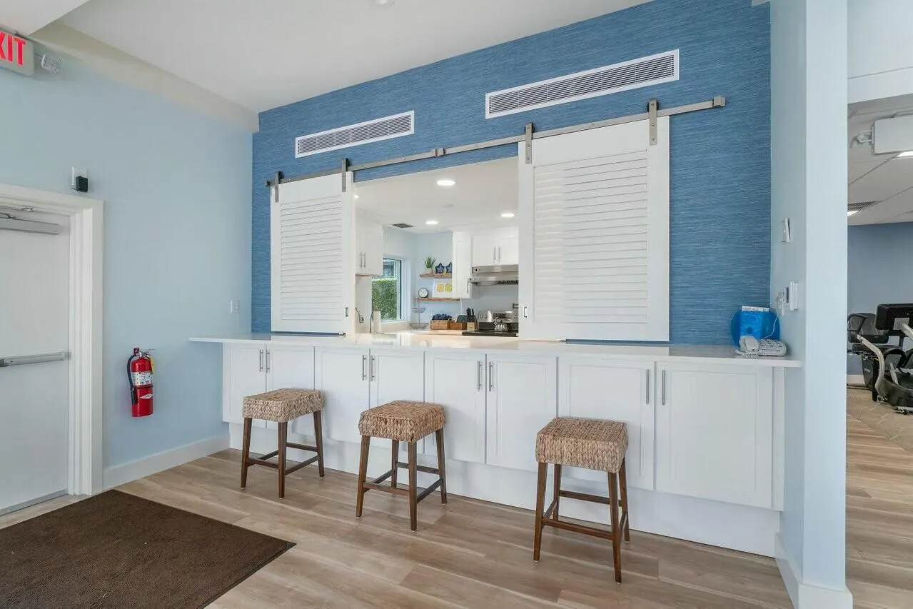 2525 Florida Boulevard, #127