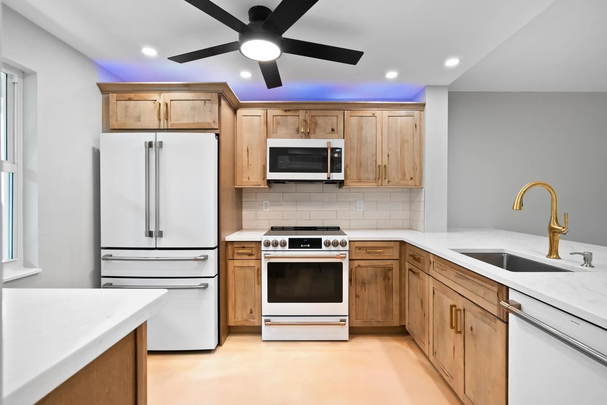 2525 Florida Boulevard, #127