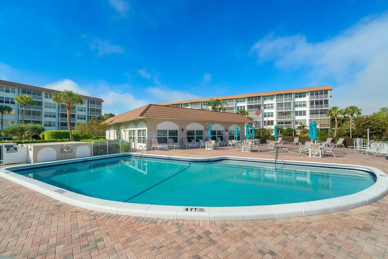 2525 Florida Boulevard, #127