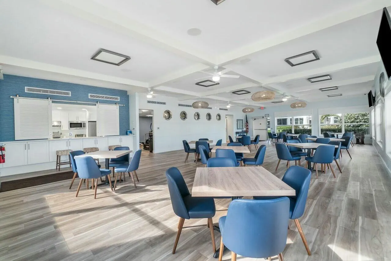 2525 Florida Boulevard, #127