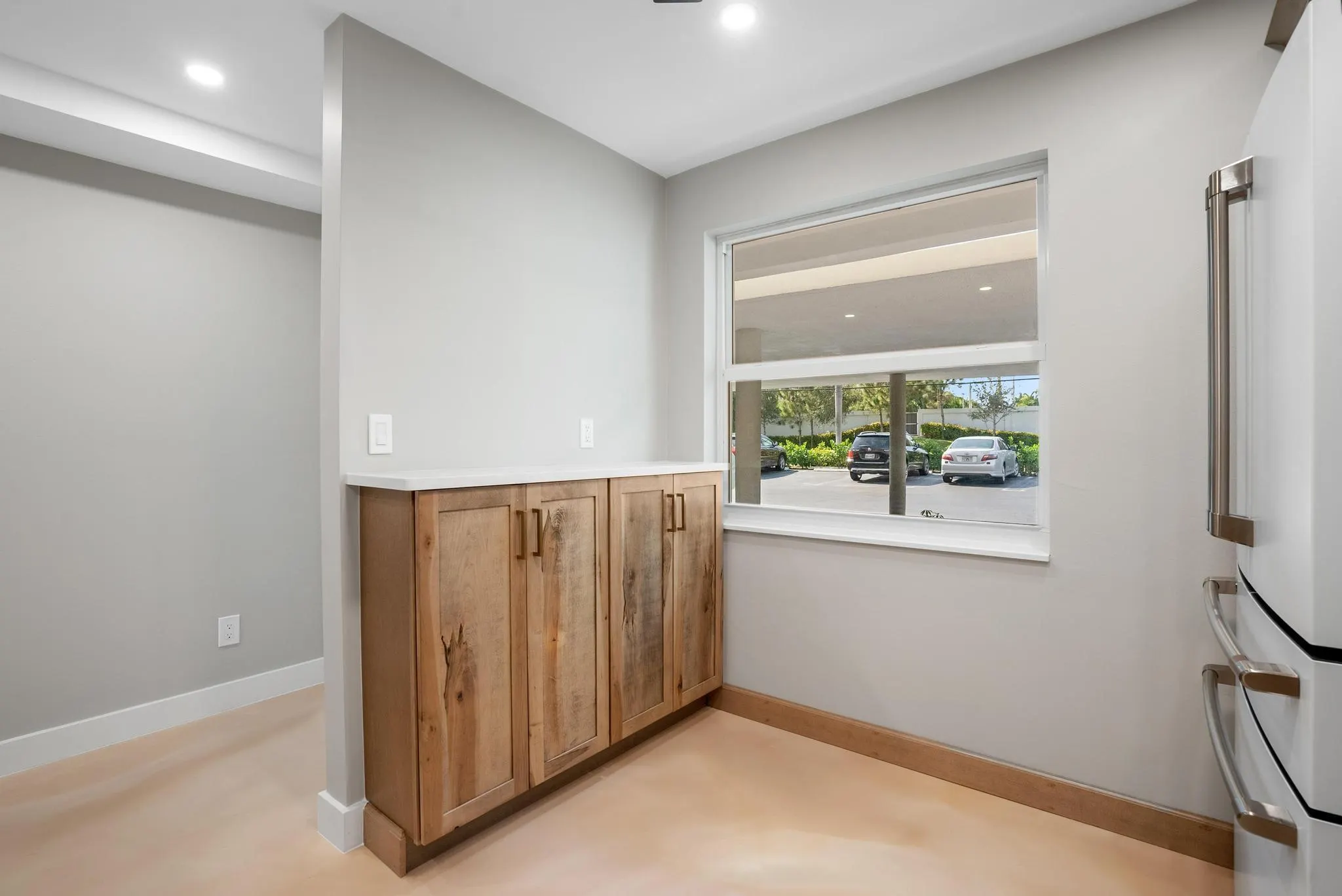 2525 Florida Boulevard, #127