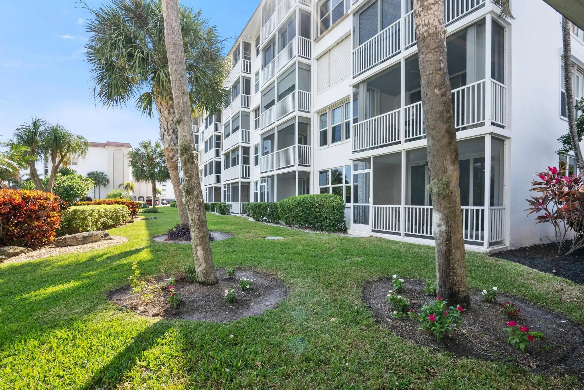 2525 Florida Boulevard, #127