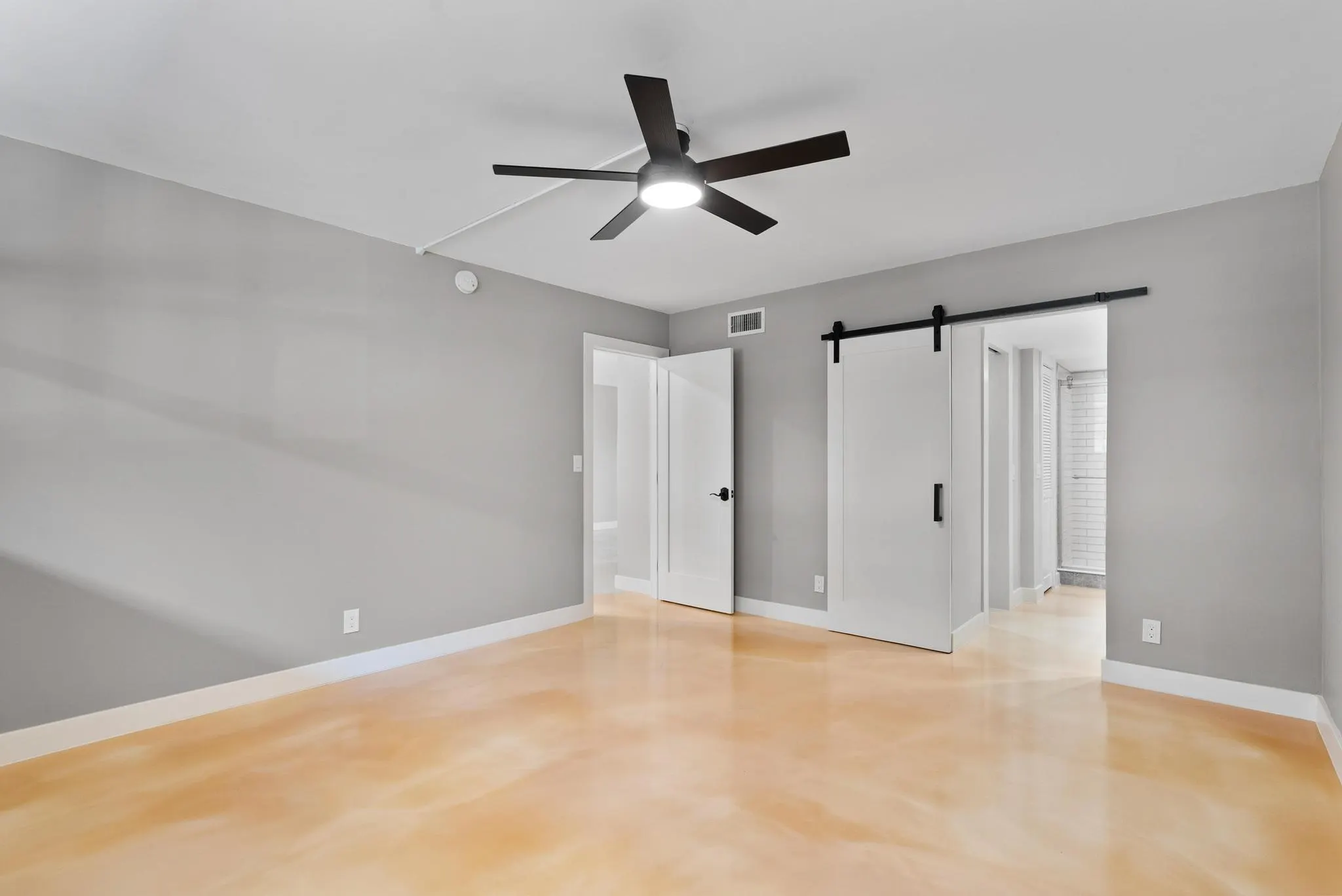 2525 Florida Boulevard, #127