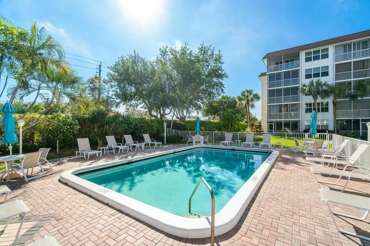 2525 Florida Boulevard, #127