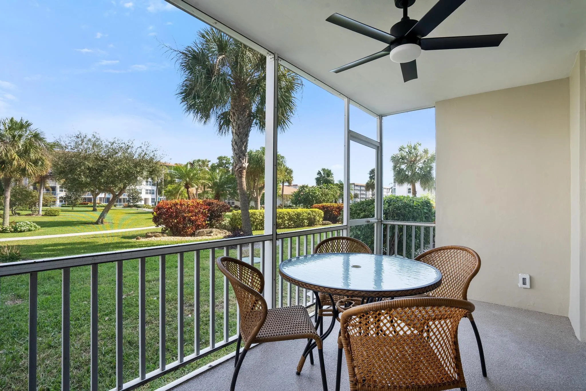 2525 Florida Boulevard, #127