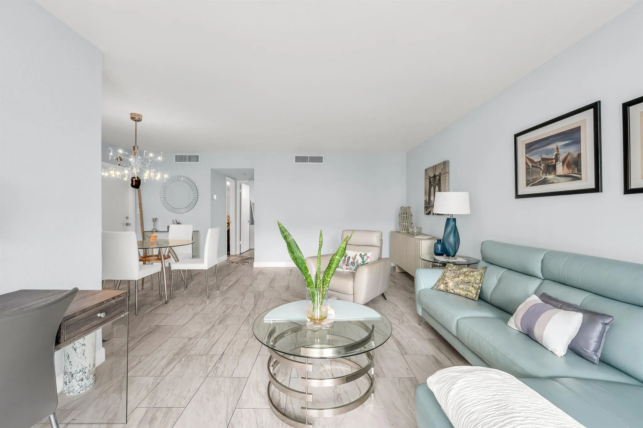 2731 NE 14th St Causeway, #430
