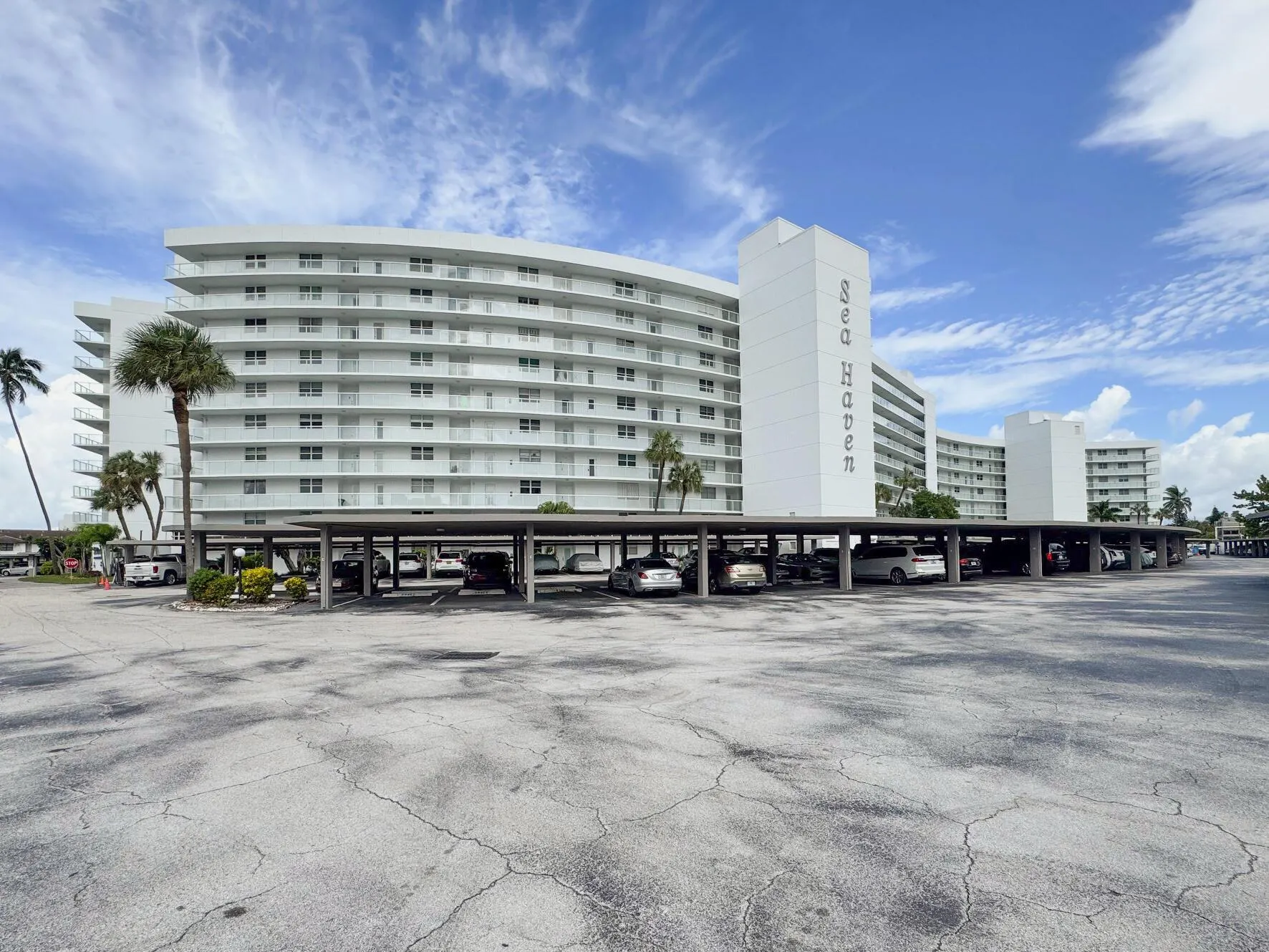 2731 NE 14th St Causeway, #430