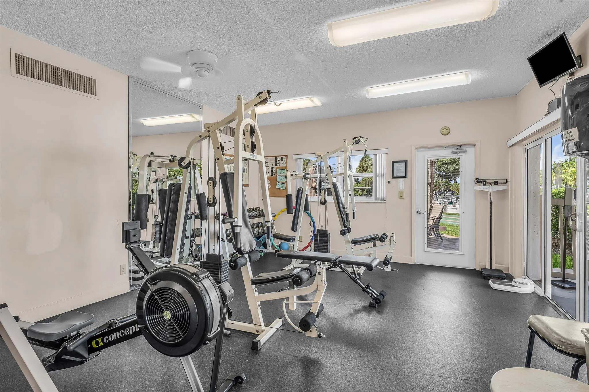 2731 NE 14th St Causeway, #430