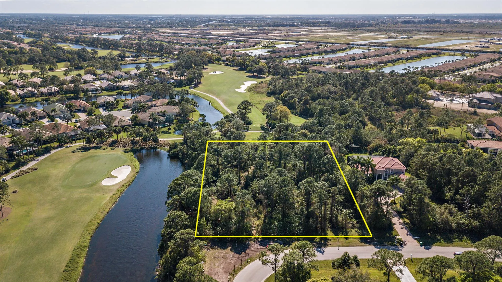 7996 Saddlebrook Drive