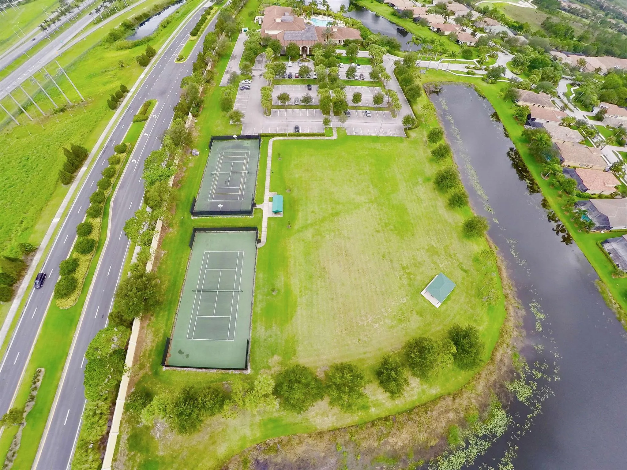7996 Saddlebrook Drive
