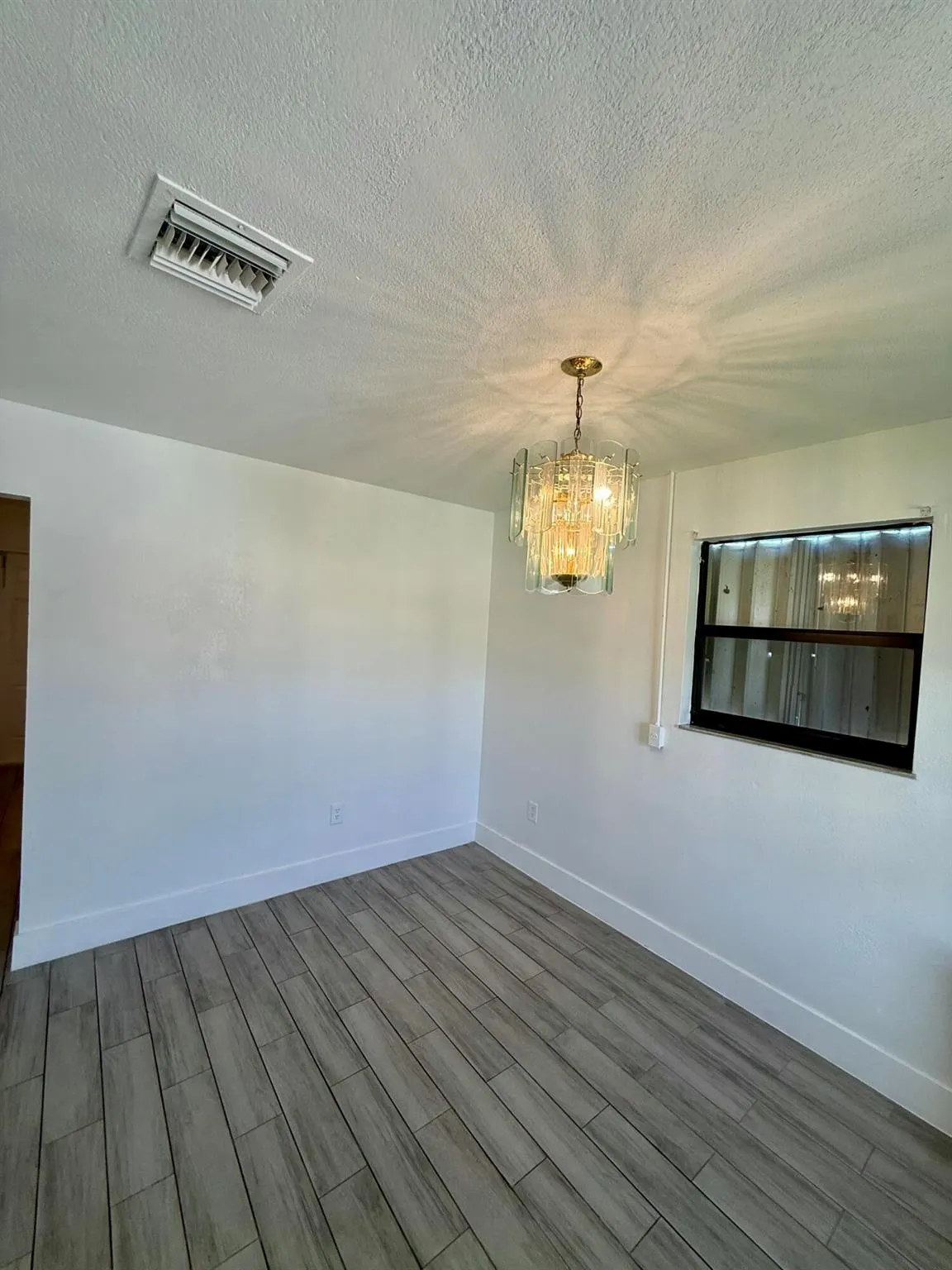 832 SW Avenue I