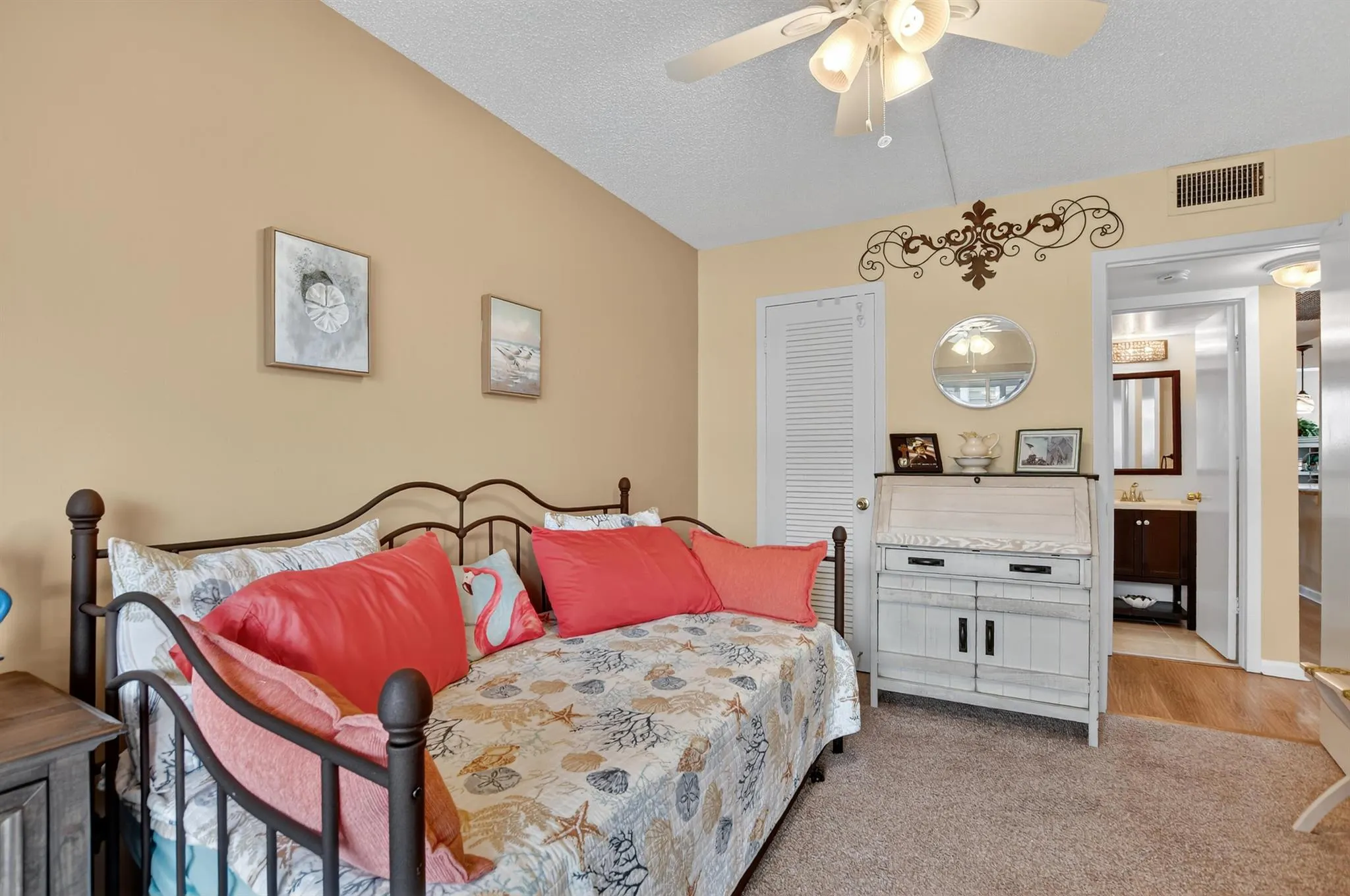 351 Fanshaw, #I