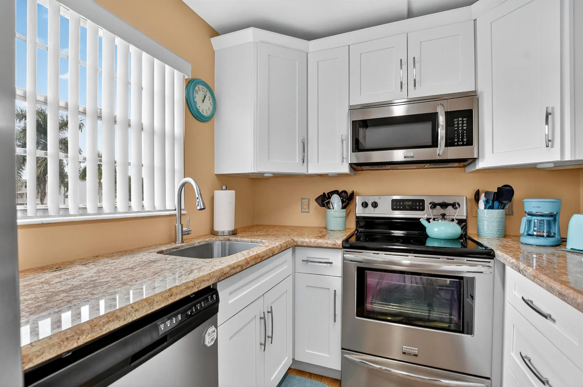 351 Fanshaw, #I