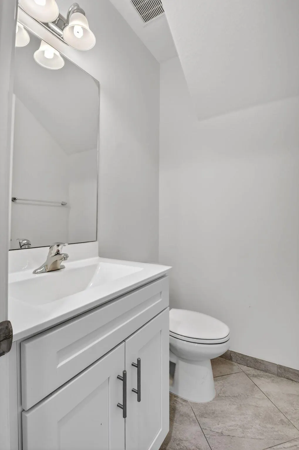 13021 Anthorne Lane