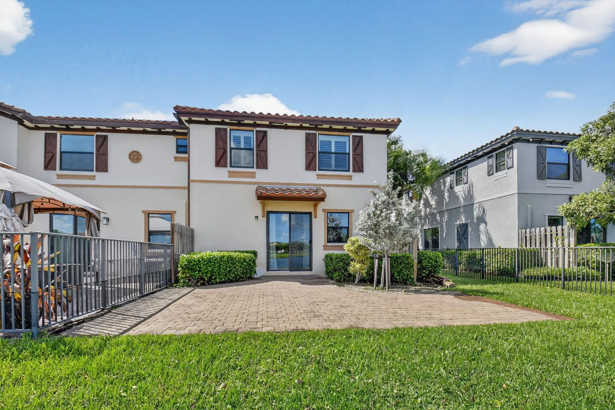 13021 Anthorne Lane