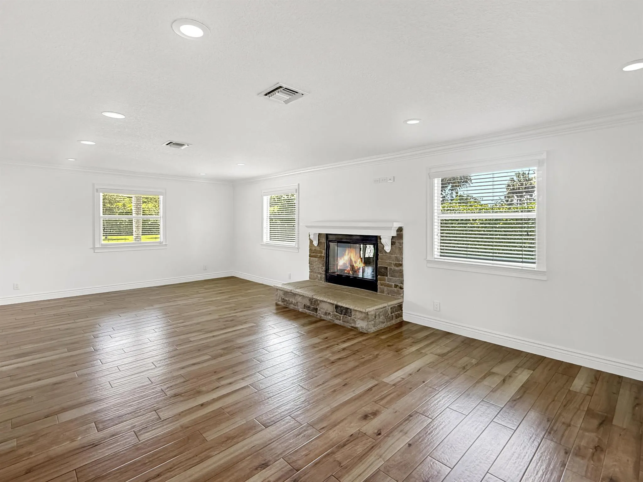 2511 F Road