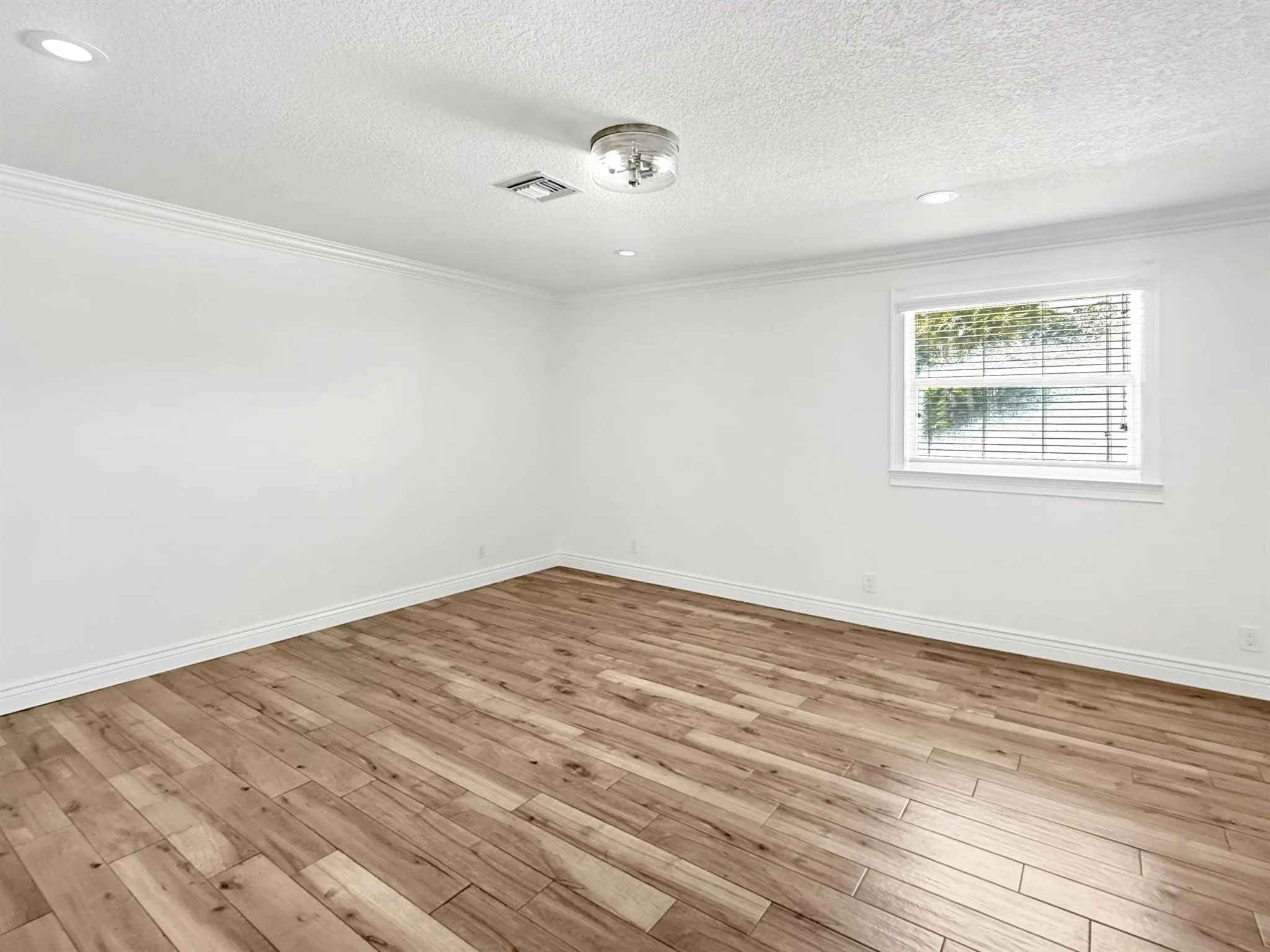 2511 F Road