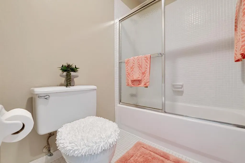 2411 Papaya Drive, #202