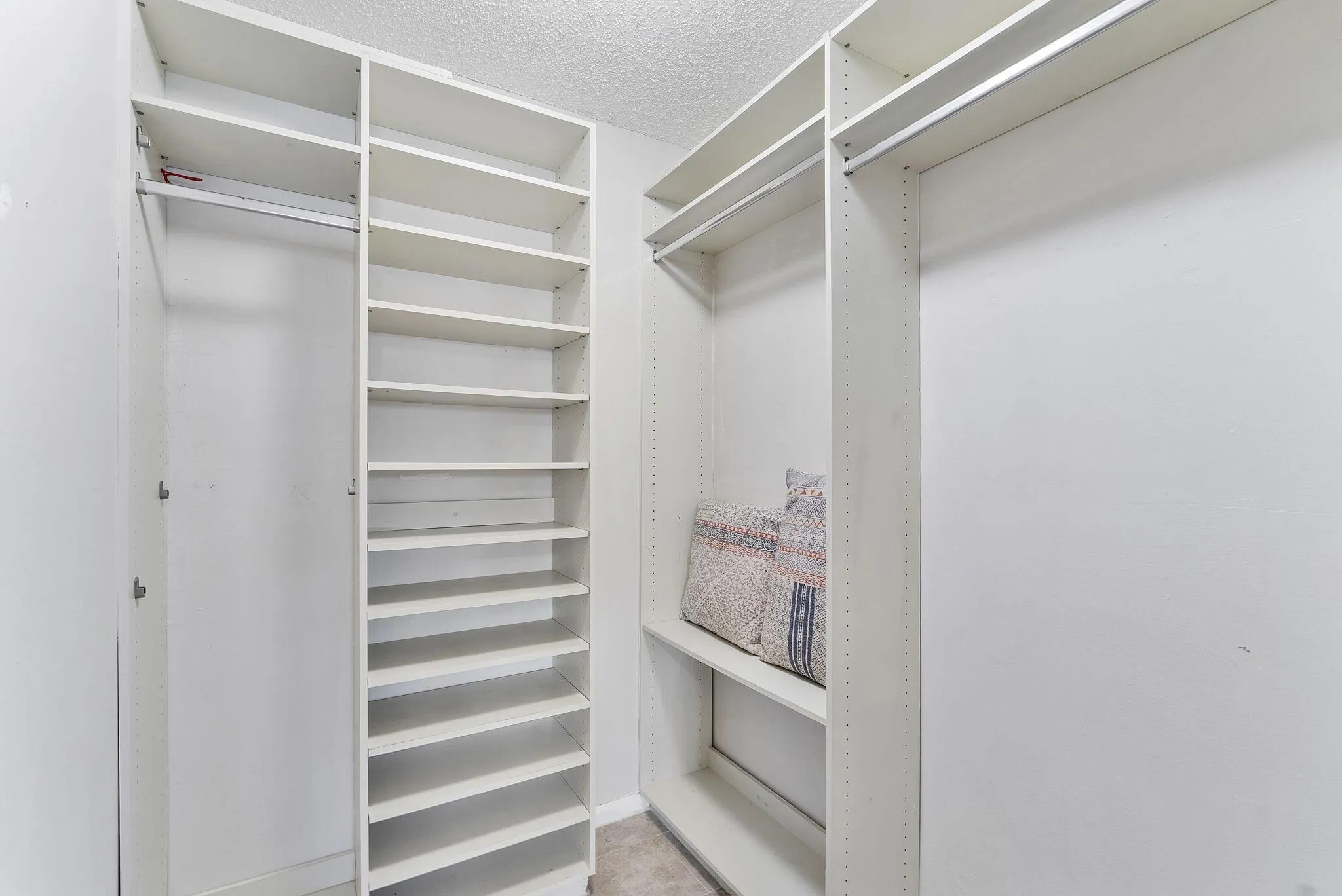 3200 NE 10th Street, #7