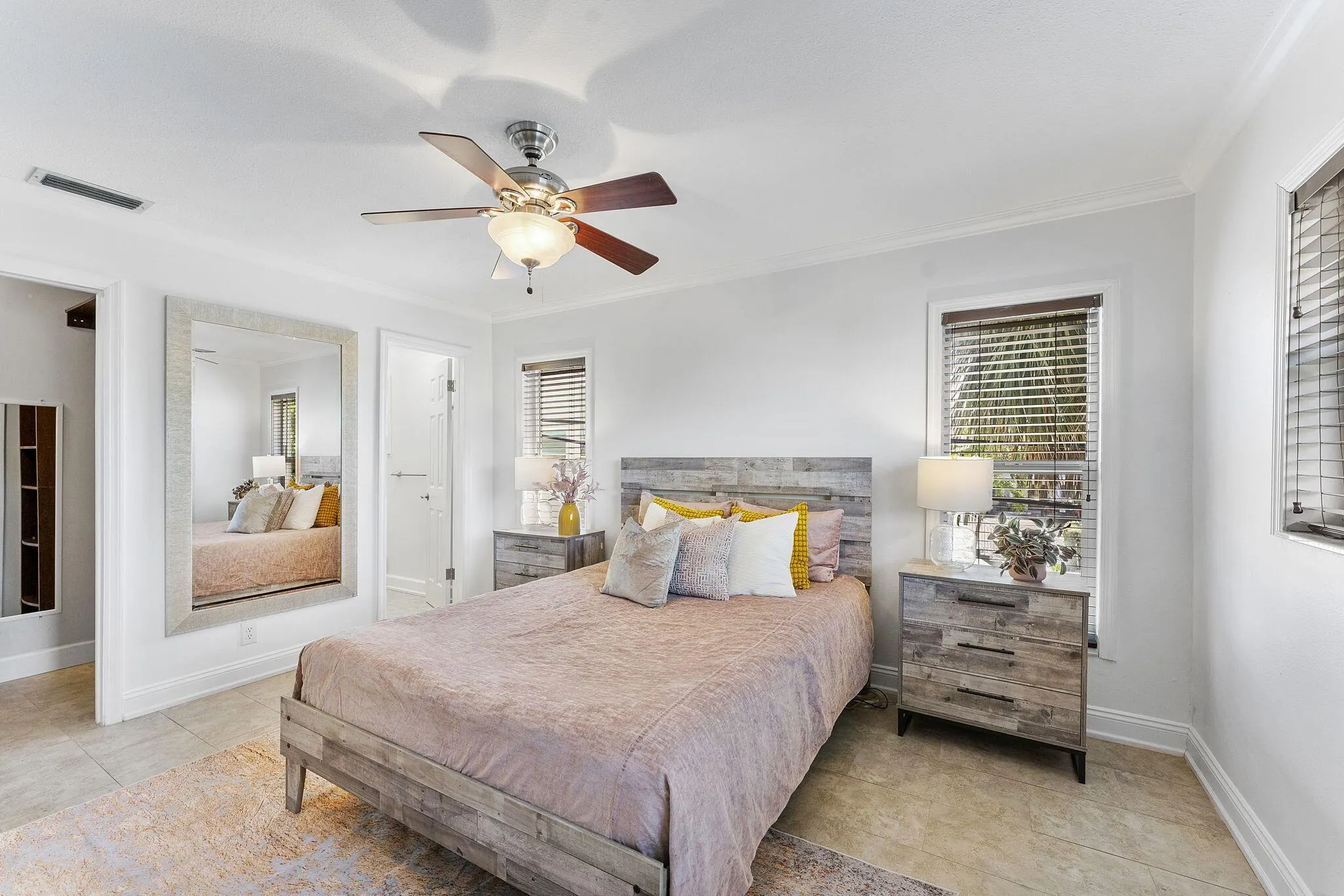 3200 NE 10th Street, #7