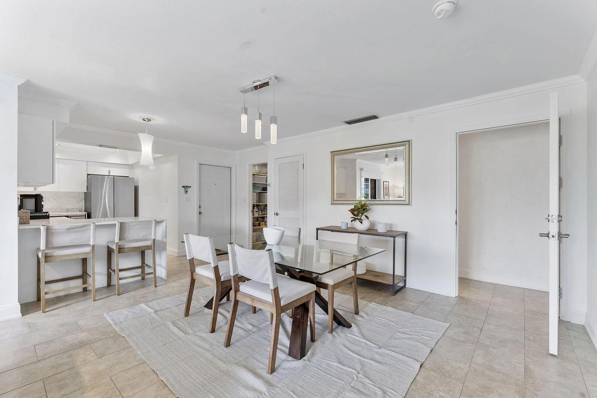 3200 NE 10th Street, #7