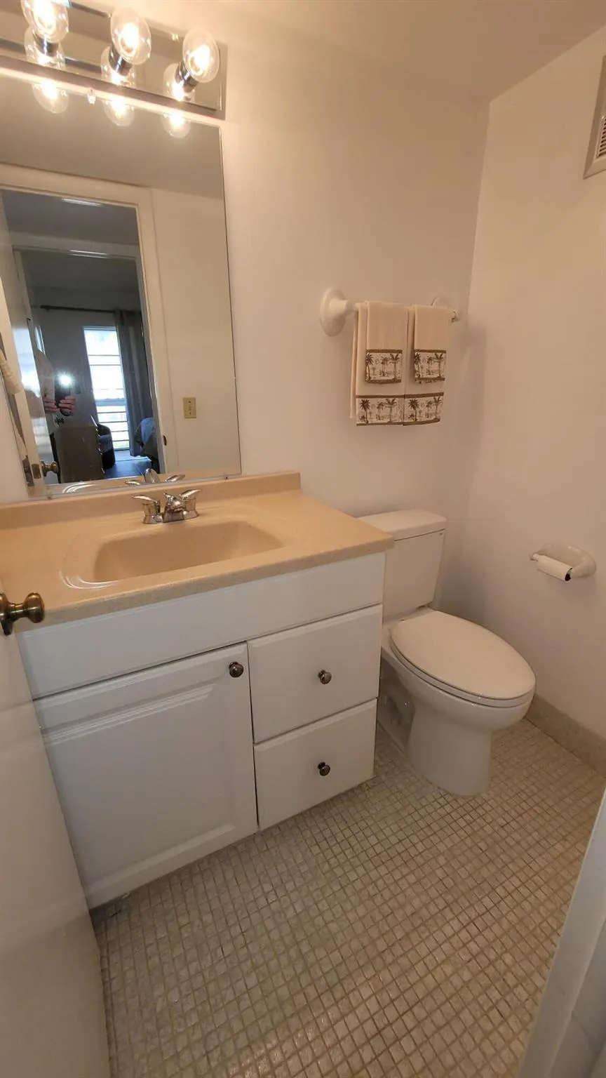 232 Canterbury J