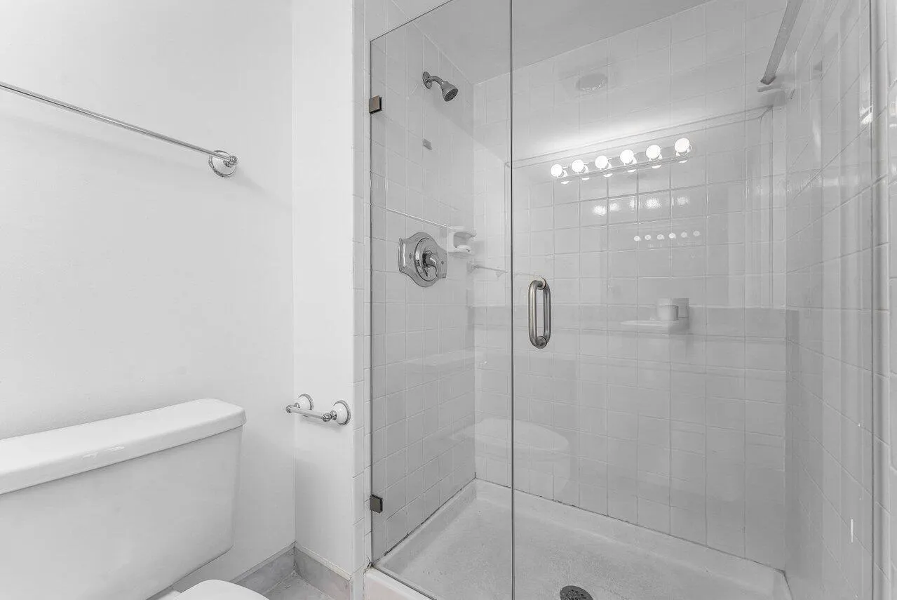 8566 Casa Del Lago, #47 F